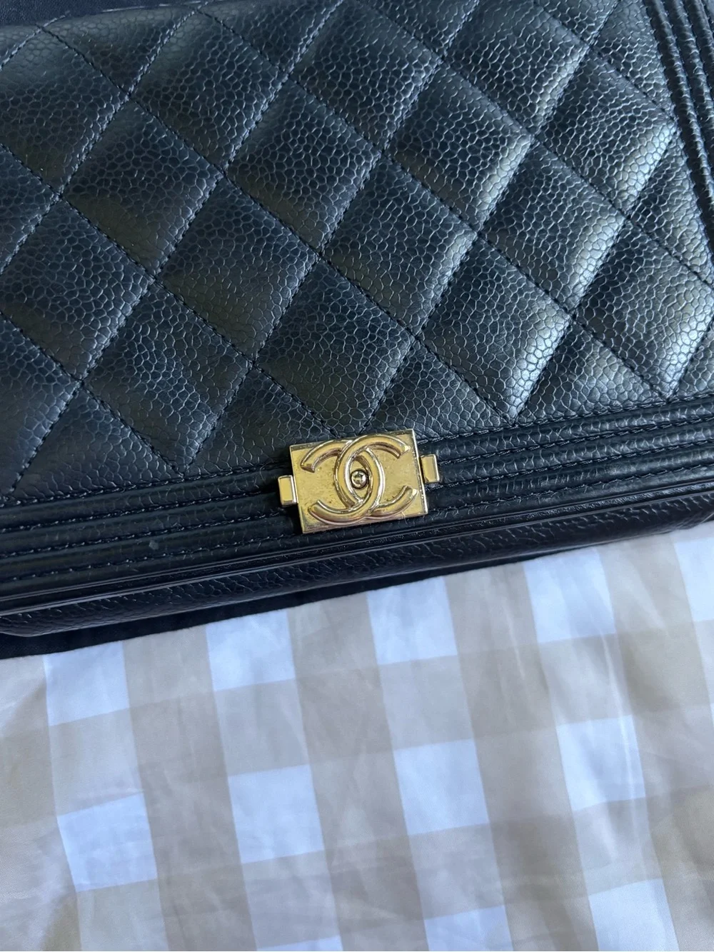 CHANEL wallet chain